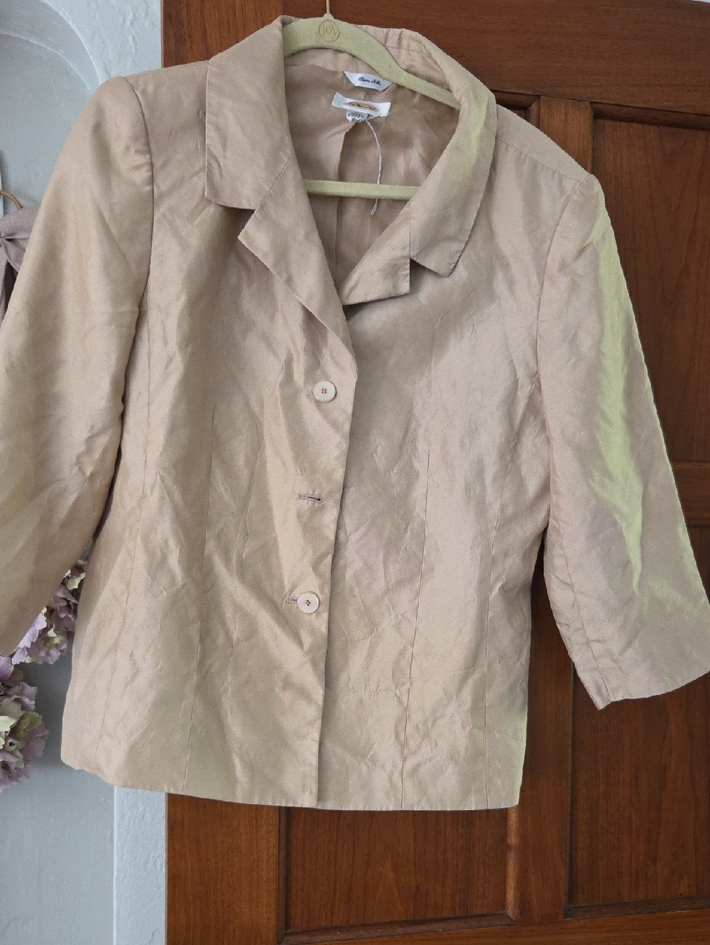 Talbots Lightweight Beige Buttoned Blazer Pure Silk.
